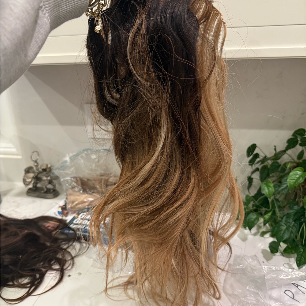 20 wefts of covet and mane Ombre Brown and Blonde Hair Extension 22 inch